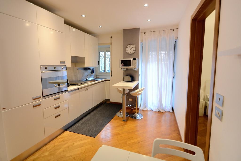 We Love It - Bestbnb Garbatella Rome Extérieur photo