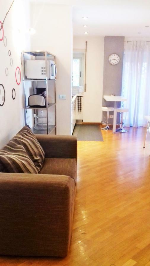We Love It - Bestbnb Garbatella Rome Extérieur photo